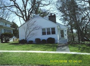 18 Risley St, Fredonia, NY 14063