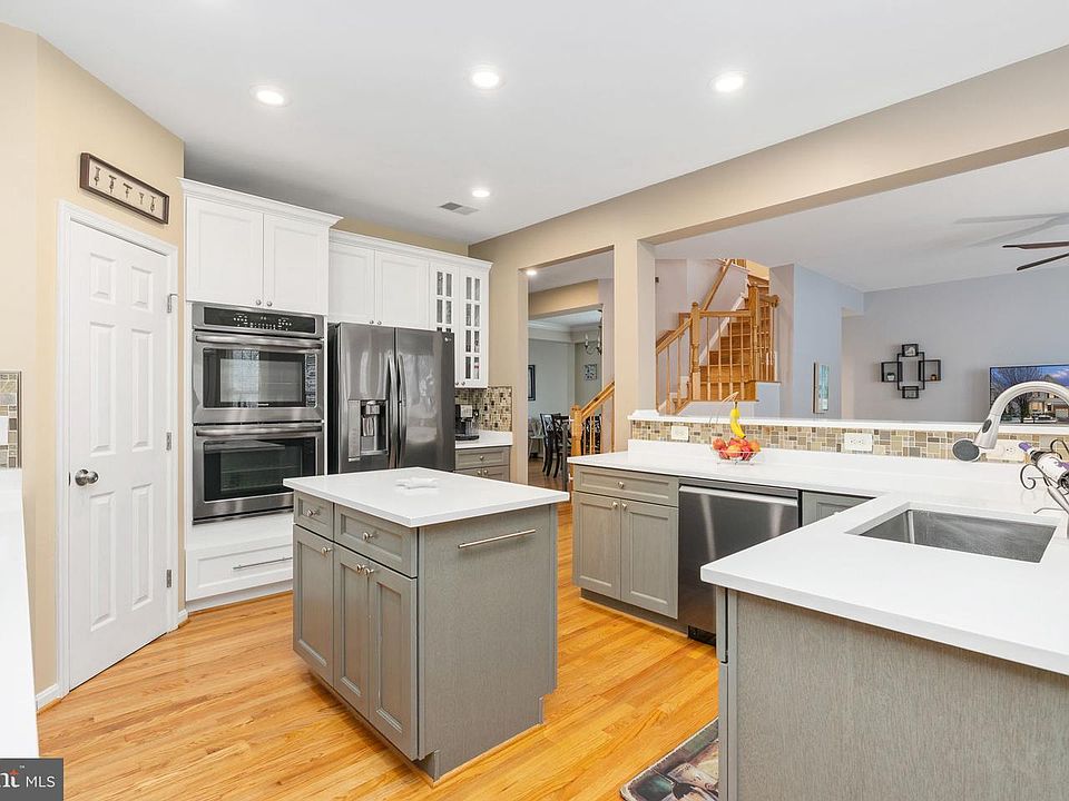 2636 Cast Off Loop, Woodbridge, VA 22191 | MLS #VAPW2110324 | Zillow