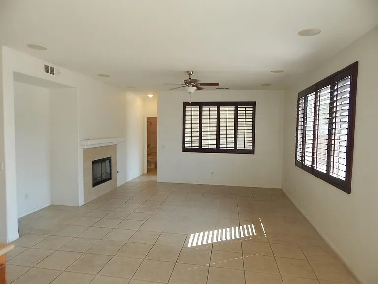 29391 Owl Creek Ct — Photo 4