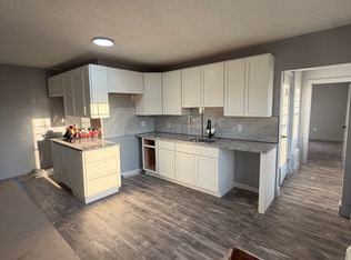 196 Woodland St #3, Bristol, CT 06010