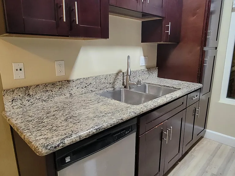 222 S Lincoln Ave S #7 — Photo 10