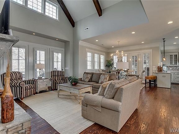 4th image of 10541 Legacy Point Dr