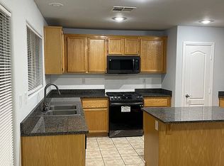 8909 First Lady Ave, Las Vegas, NV 89148
