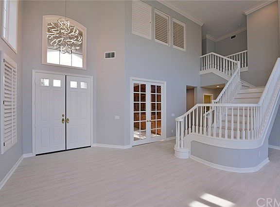 4th image of 1439 High Bluff Dr