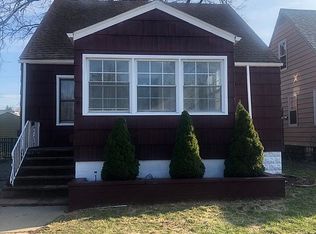 325 152nd Pl, Calumet City, IL 60409