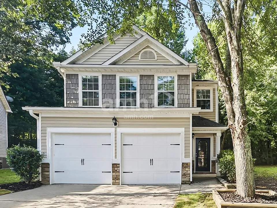 364 Hidden Creek Ln
