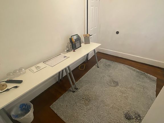 3rd image of 4721 Saint Clair St #2