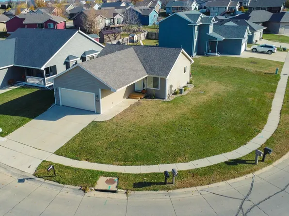3625 Keokuk Ave, Spirit Lake, IA 51360