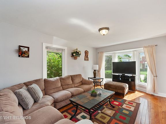 3rd image of 1634 N 75th Ave