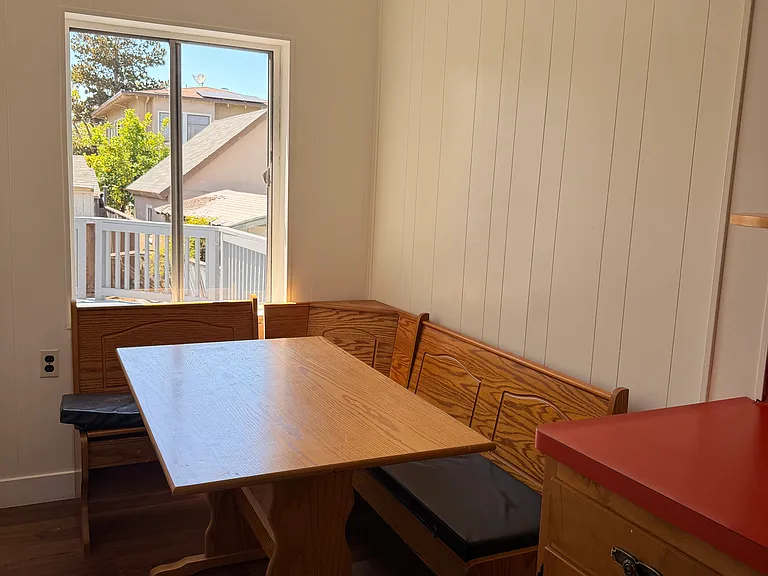 3328 Fernside Blvd — Photo 10