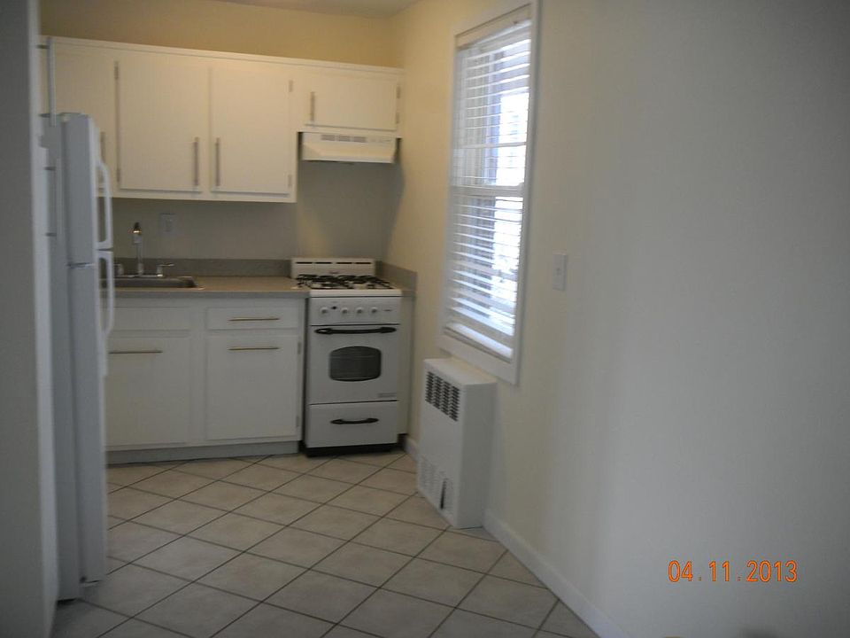 Bright Kitchen