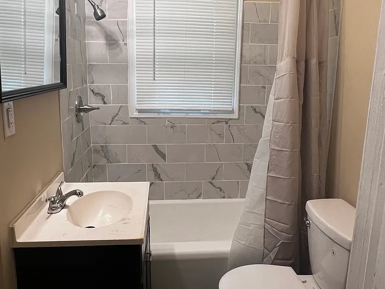 1407 Fitch St — Photo 5