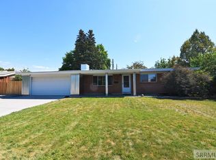 150 Valley Dr, Idaho Falls, ID 83401