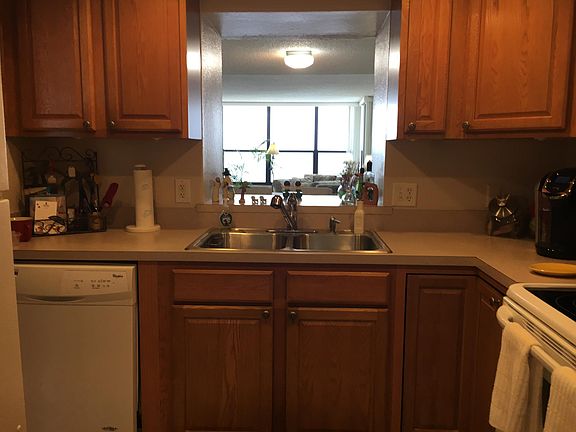 5th image of 250 Woodette Dr