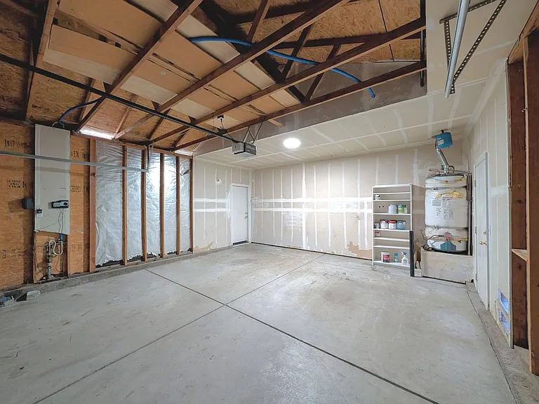 2756 Red Clover Way — Photo 27