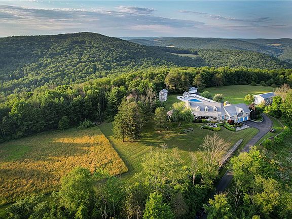 4th image of 275 Neason Rd