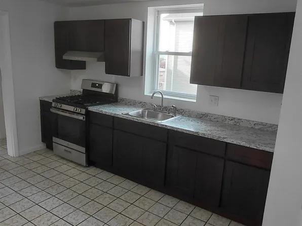 23 Terhune Avenue image 7 of 10