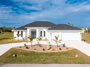 425 Orinoco St, Punta Gorda, FL 33983