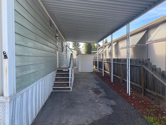 5th image of 1830 E Yosemite Ave #135