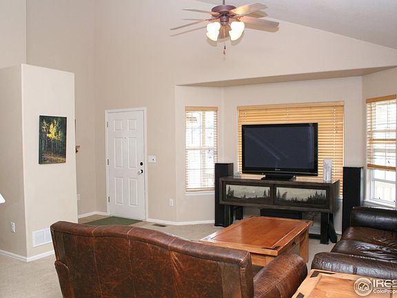 3rd image of 3289 Crazy Horse Dr