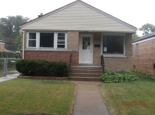 3240 Dora St, Franklin Park, IL