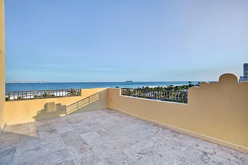 1330 Ocean Dr #R7C Photo 1