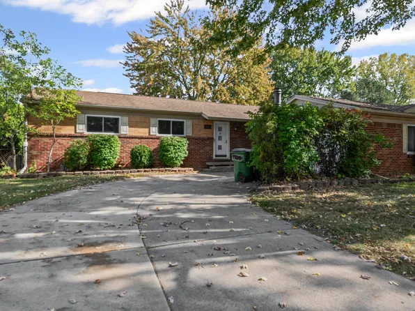 51220 Fairlane Dr, Shelby Township, MI 48316