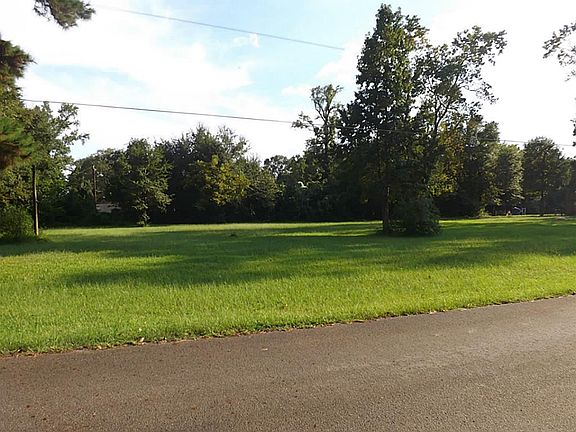 3rd image of 22156 Newton Dr