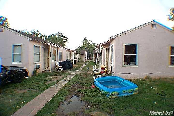 2nd image of 2961 38th Ave