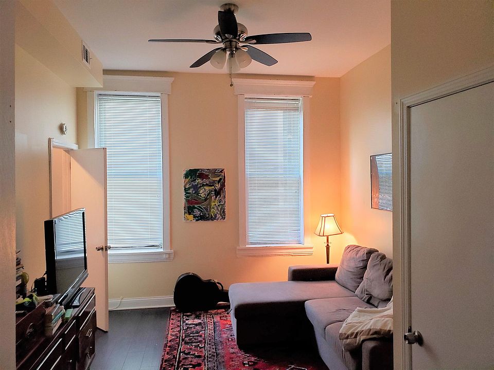 1st image of 2354 S Whipple St #1C