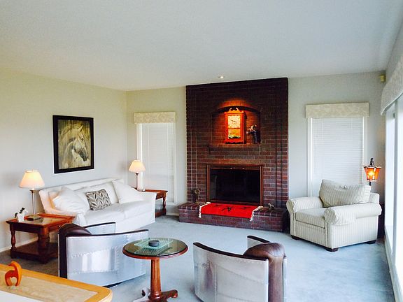 5th image of 2905 NE 156th St