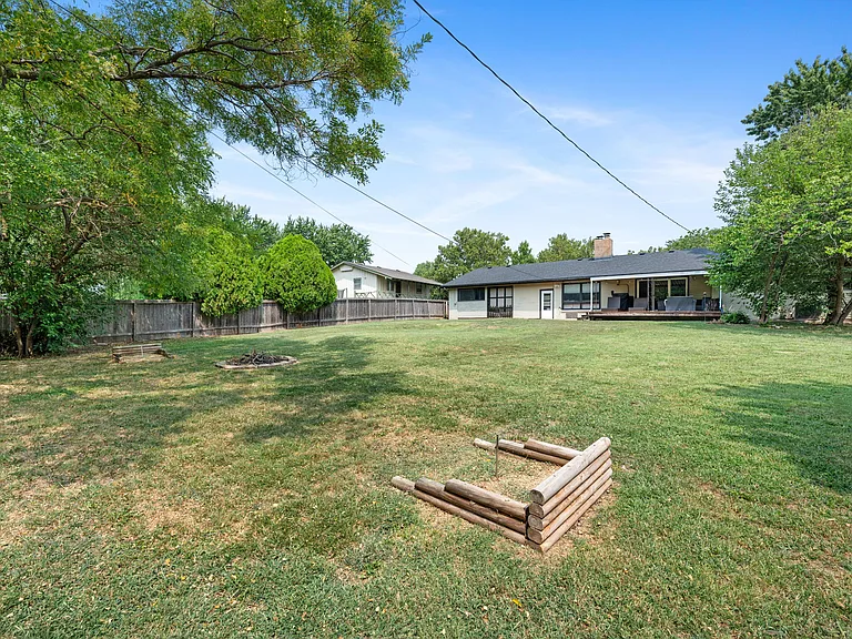 5701 E Perryton St — Photo 40