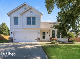 1308 NE Chowning Dr, Kansas City, MO 64155