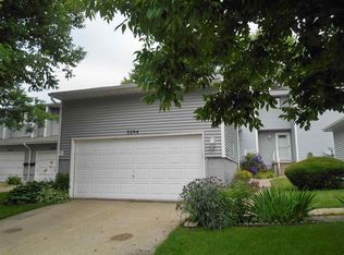 3294 Johnathan Ave, Bettendorf, IA 52722