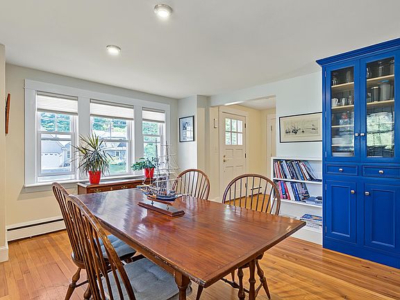 5th image of 70 Winnicutt Road