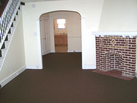 2nd image of 6445 Chelwynde Ave