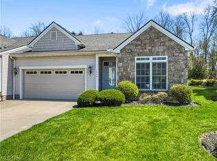 1009 Cutters Creek Dr, South Euclid, OH 44121