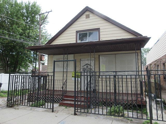 1st image of 9513 S Avenue N