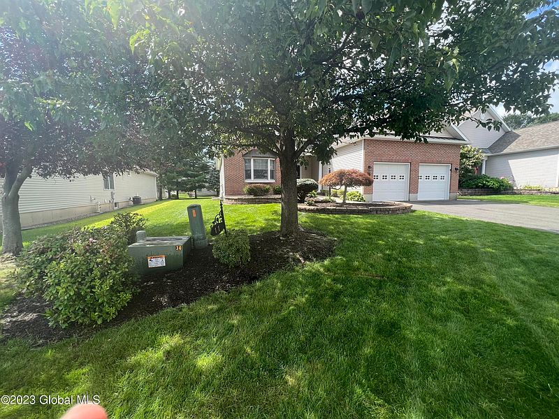 2nd image of 11 Cheshire Way