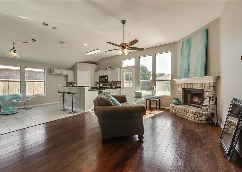 1st image of 1010 Port Aransas Dr