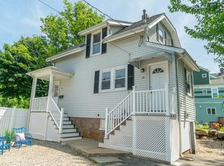 10 Meadowbrook Rd, Braintree, MA 02184