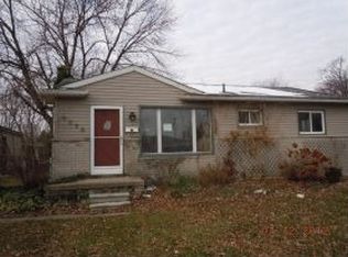 9098 Weddel St, Taylor, MI 48180