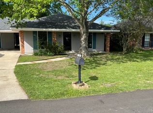 128 Longfellow Dr, Lafayette, LA 70503