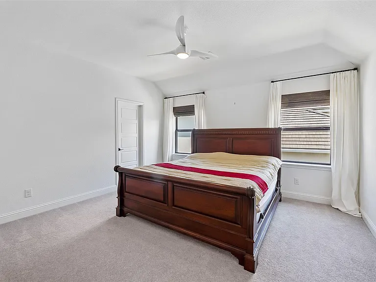 7108 Calypso Ln — Photo 2