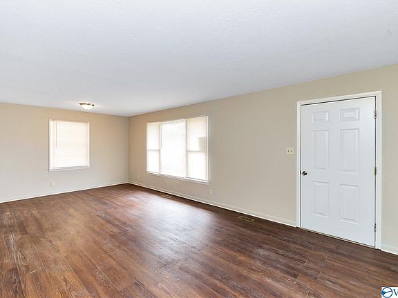 2nd image of 5023 Parkwood Dr NW