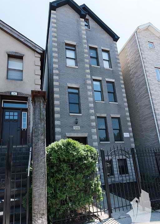 1st image of 1243 W Erie St APT 2A