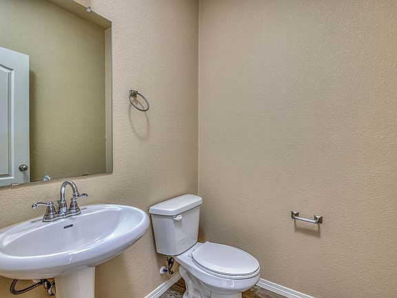 2nd image of 13636 Ness Ave