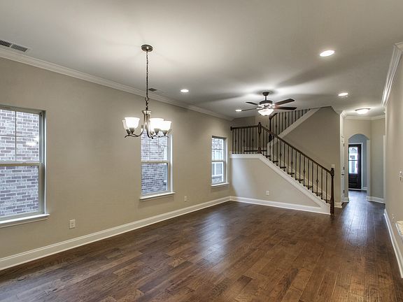 The Raleigh Living Dining Area