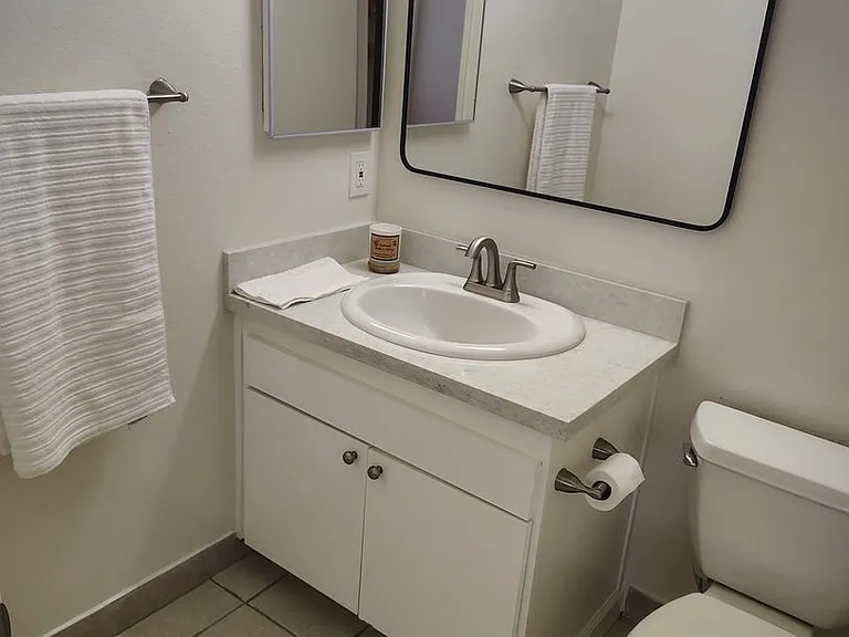 320 W Maple St — Photo 28