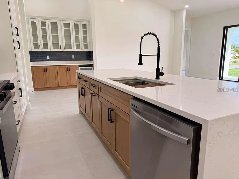 10426 Live Oak Rd — Photo 25